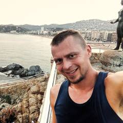 Dave Corny (@david23pok) | Photos & Videos on Glamino